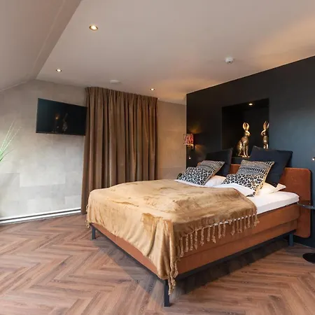 Restaurant 't Zwaantje 호텔