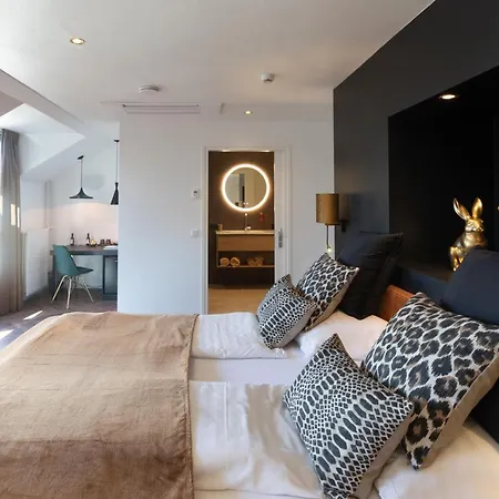 Restaurant 't Zwaantje Szálloda