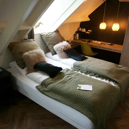 Restaurant 't Zwaantje Szálloda