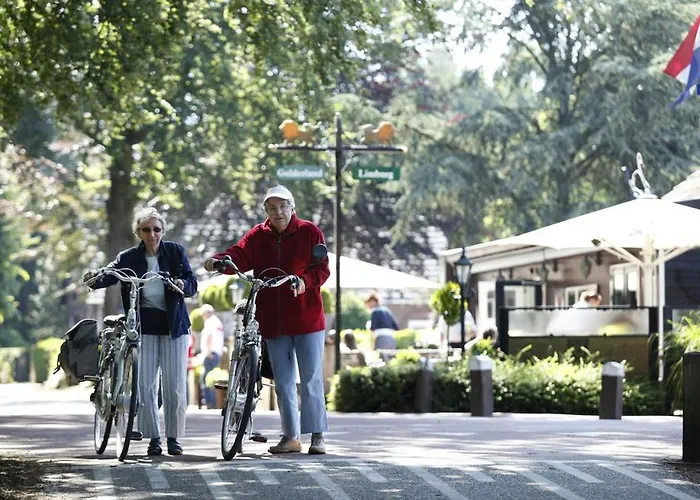 Hotel Restaurant 't Zwaantje 2*