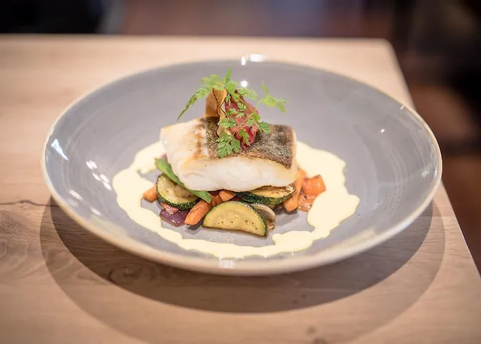 赫伯格小天鹅餐厅酒店 2*