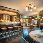 מלון Restaurant 't Zwaantje